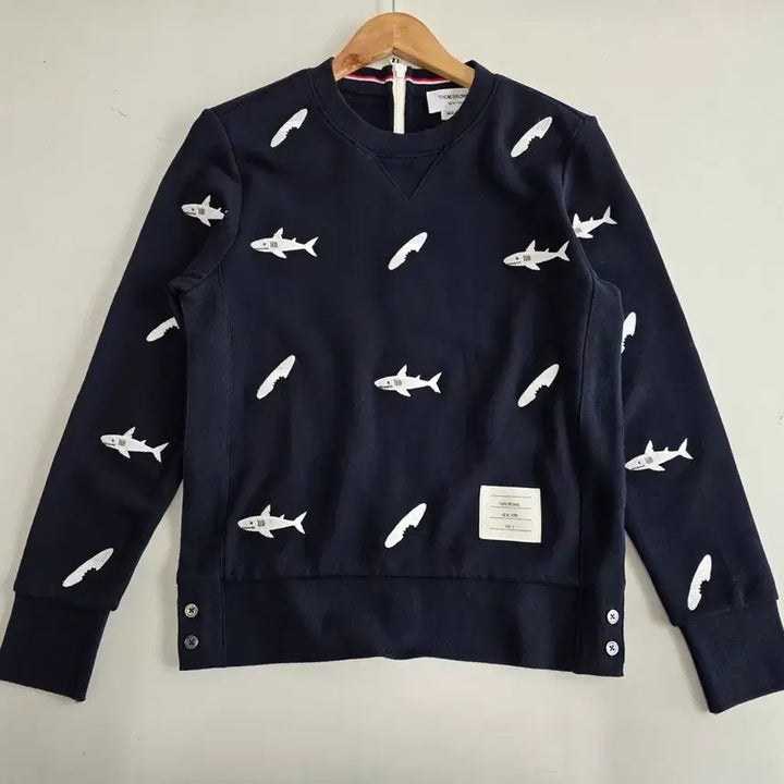 [BUNJANG] Thom Browne Shark Zip Up Sweatshirt Navy 0 / 톰브라운 샤크 지퍼 맨투맨 네이비 0