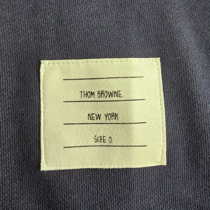 [BUNJANG] Thom Browne Shark Zip Up Sweatshirt Navy 0 / 톰브라운 샤크 지퍼 맨투맨 네이비 0