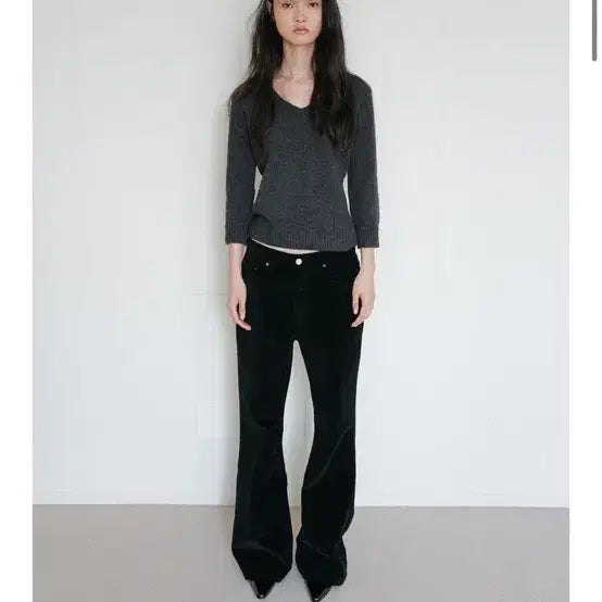 [BUNJANG] Leepos V-Neck Knit / 리포스 브이넥니트s