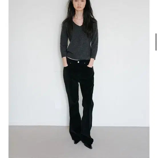 [BUNJANG] Leepos V-Neck Knit / 리포스 브이넥니트s