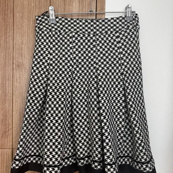 [BUNJANG] Houndstooth Check Pleated Skirt / 하운드투스 체크 플리츠 스커트