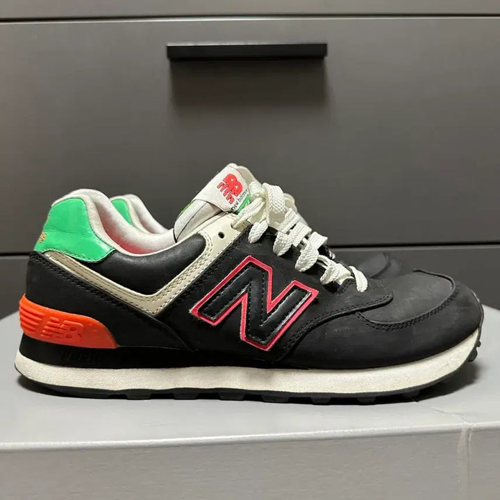 [SOLD OUT] 245뉴발란스 574 스니커즈  -545