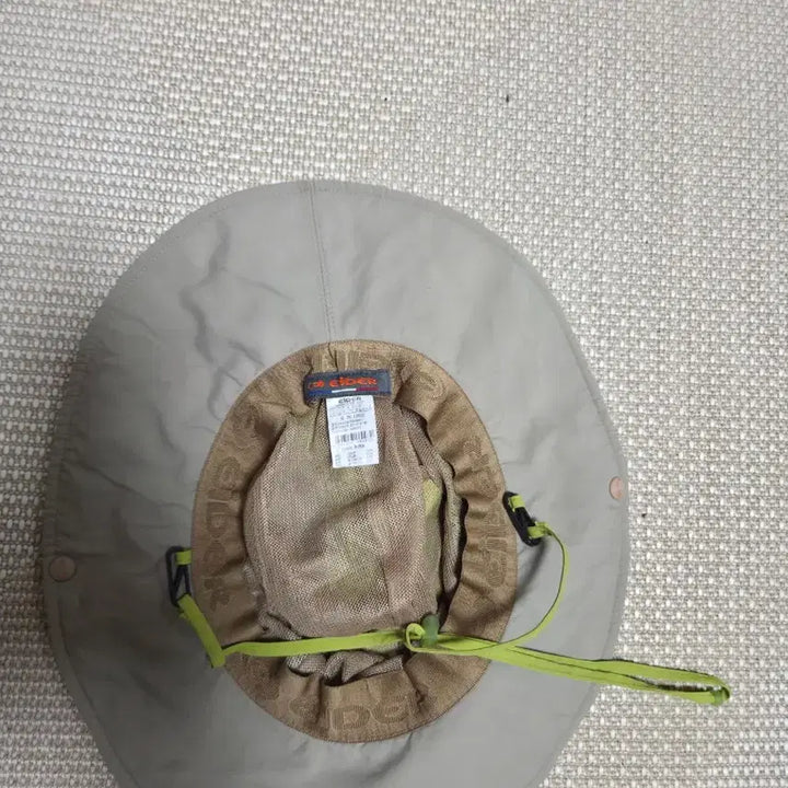 [BUNJANG] Eider Lime Bucket Hat Size 60 / 아이더 라임색 등산 모자 60