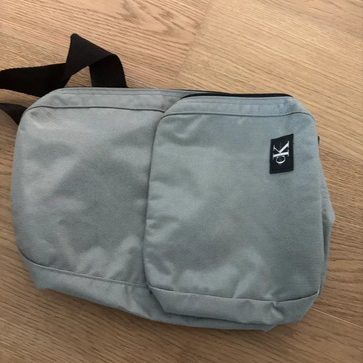 [BUNJANG] Calvin Klein Crossbody Bag / 캘빈클라인 가방