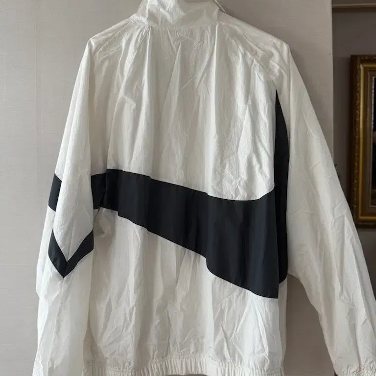 [BUNJANG] Nike Windbreaker Jacket - L / (정품) 나이키 바람막이 L 아우터 판매