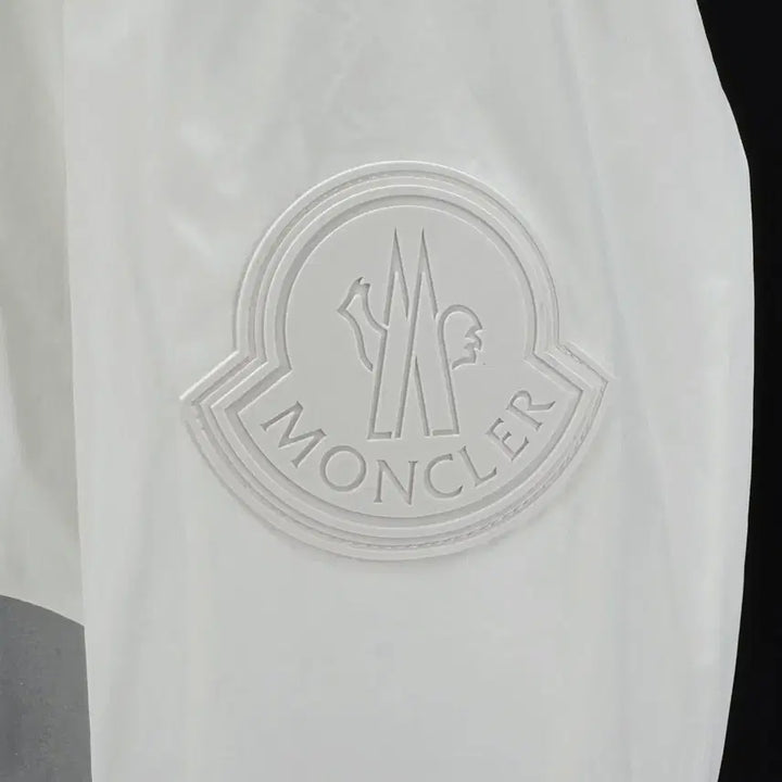 [BUNJANG] Moncler Big Logo Windbreaker Hooded Jacket - White / [2사이즈] 몽클레어 빅로고 바람막이 후드 자켓 화이트