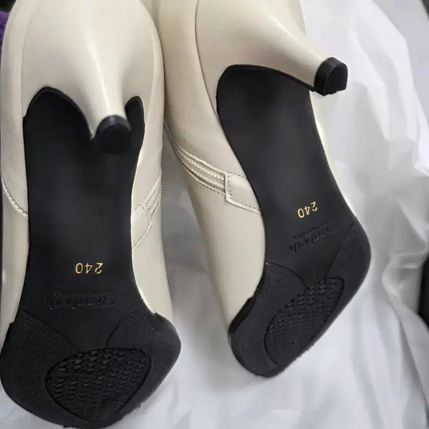 [BUNJANG] Elizabeth Amelia Ivory Leather Ankle Boots / 아이보리 가죽앵클 부츠