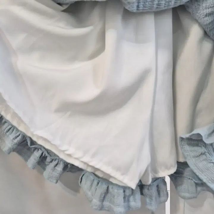 [BUNJANG] LeeSobee Tank Top & Ruffle Mini Skirt Set / 이소비 나시탑&캉캉스커트 셋업