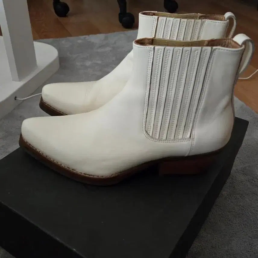 [BUNJANG] Our Legacy Cuban White Sneakers / (40)아워레가시 쿠반 화이트 260