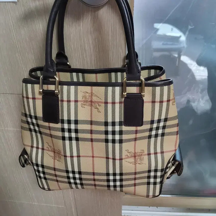 [BUNJANG] Burberry Classic Check Tote Bag / 버버리 클래식 체크 토트백