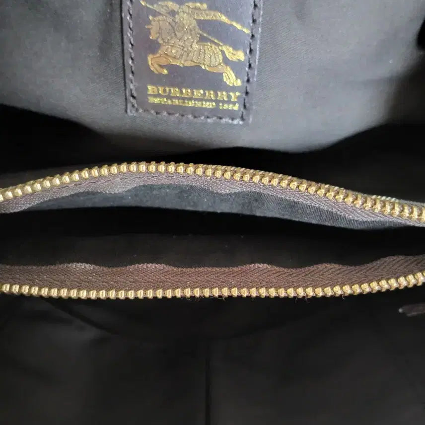 [BUNJANG] Burberry Classic Check Tote Bag / 버버리 클래식 체크 토트백