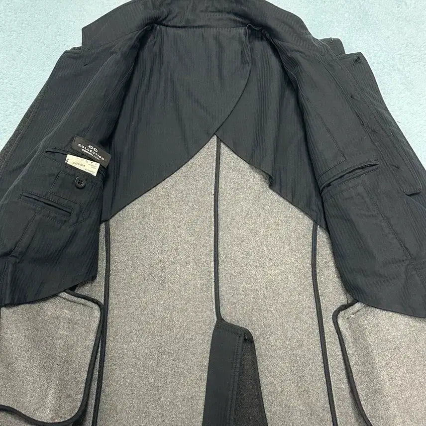 [BUNJANG] Corneliani Men's Dark Gray Hidden Button Jacket / 꼬르넬리아니 남성 다크그레이 히든버튼 자켓