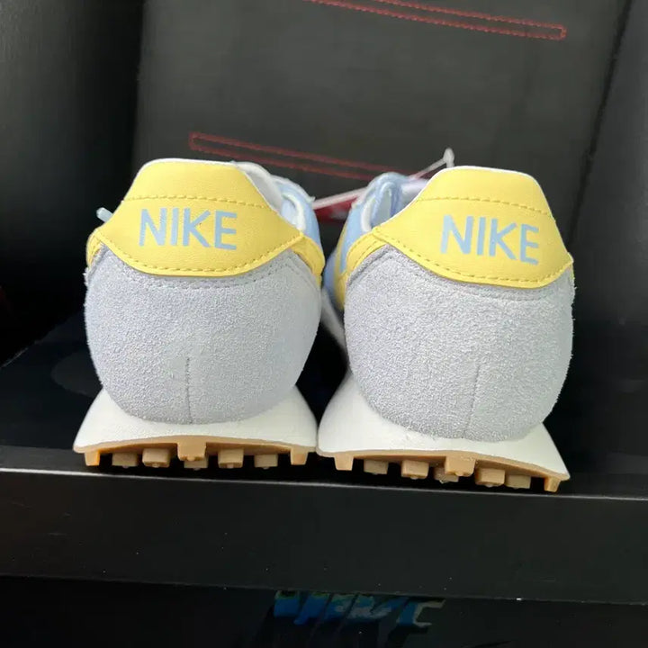 [BUNJANG] Nike LD-1000 Sneakers / 여성용(정품 새제품)봄에 신기 너무 이쁜 스니커즈 (220~260)