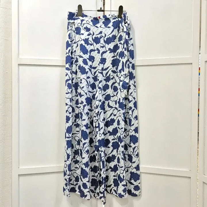 [BUNJANG] Tommy Hilfiger Patterned Rayon Pants / 타미힐피거 패턴 레이온 팬츠