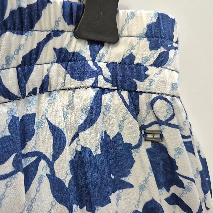 [BUNJANG] Tommy Hilfiger Patterned Rayon Pants / 타미힐피거 패턴 레이온 팬츠