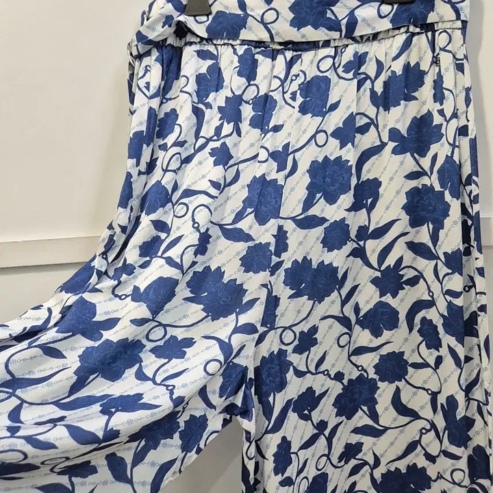 [BUNJANG] Tommy Hilfiger Patterned Rayon Pants / 타미힐피거 패턴 레이온 팬츠