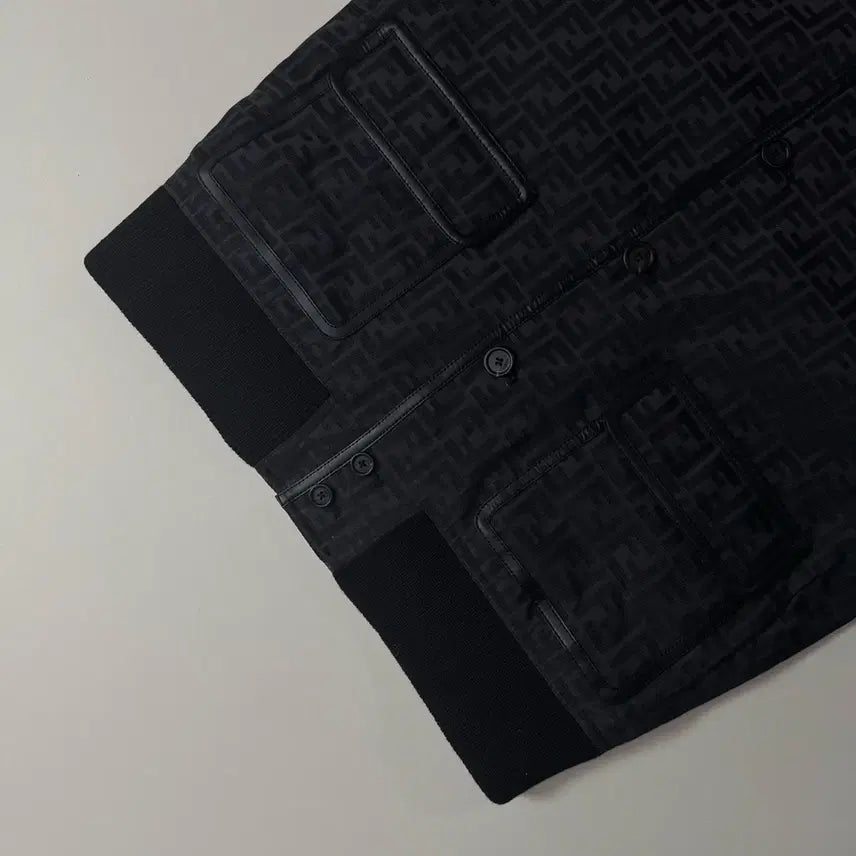 [BUNJANG] Fendi FF Logo Bomber Jacket / [52/당일출고]펜디 FF로고 봄버 자켓