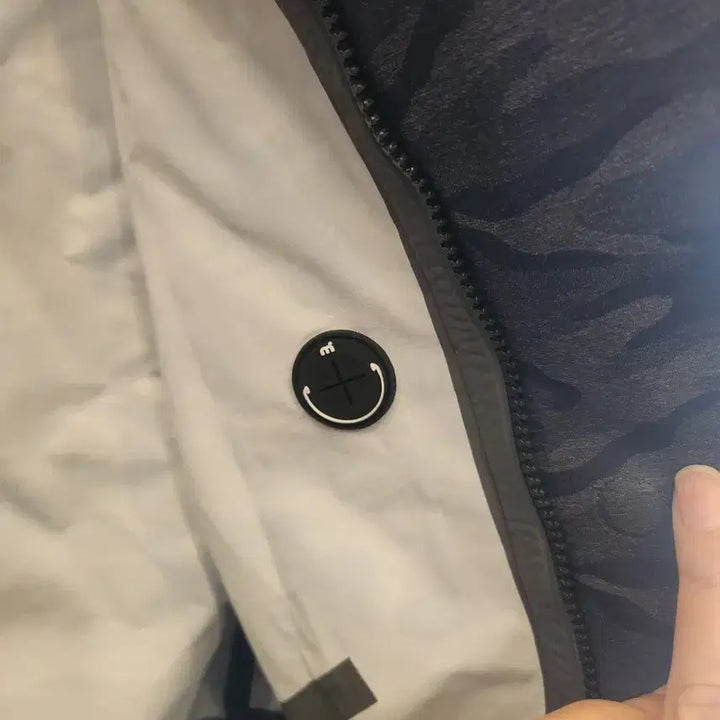 [BUNJANG] Mistral Camouflage Hooded Long Windbreaker Jacket / 미스트랄 카모플라쥬 후드 롱 바람막이 새제품