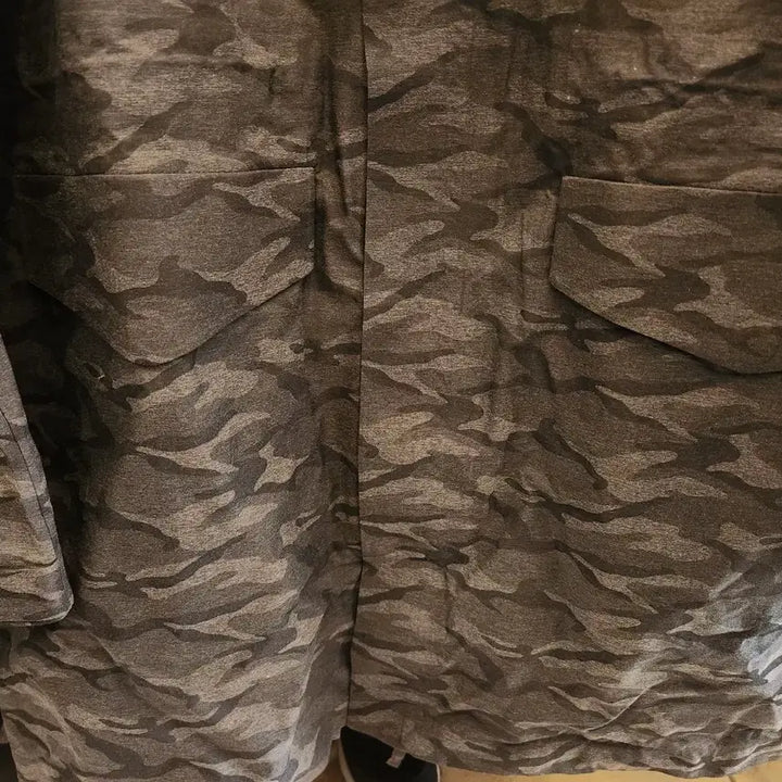 [BUNJANG] Mistral Camouflage Hooded Long Windbreaker Jacket / 미스트랄 카모플라쥬 후드 롱 바람막이 새제품