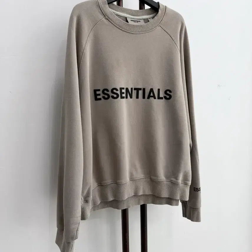 [BUNJANG] ESSENTIALS Men's Sweatshirt / 정품 ESSENTIALS 에센셜 맨투맨