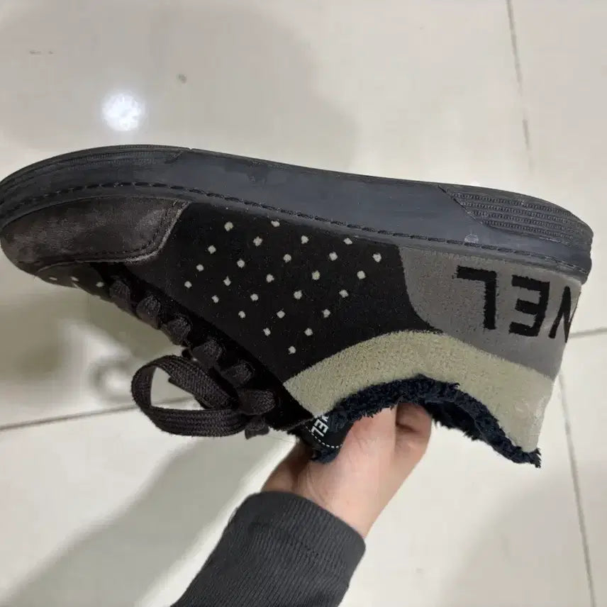 [BUNJANG] Chanel Suede Sneakers / 정품 샤넬 브라운 스웨이드 스니커즈 36