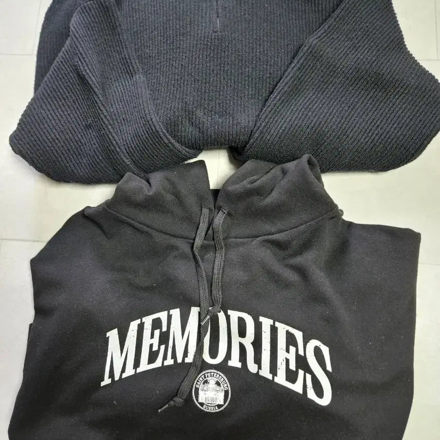 [BUNJANG] Black Knit Zip-up and Hoodie Bundle Set / 검정색 니트 집업과 후드티 일괄  105