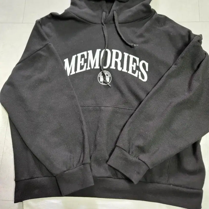 [BUNJANG] Black Knit Zip-up and Hoodie Bundle Set / 검정색 니트 집업과 후드티 일괄  105