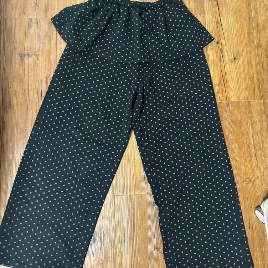 [BUNJANG] Polka Dot Layered Skirt Pants / 땡땡이 도트 레이어드 치마바지