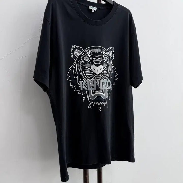 [BUNJANG] KENZO Black Tiger Embroidered T-shirt / 정품 KENZO 겐조 블랙 타이거 반팔 티셔츠