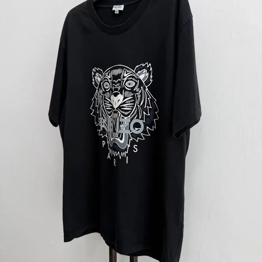 [BUNJANG] KENZO Black Tiger Embroidered T-shirt / 정품 KENZO 겐조 블랙 타이거 반팔 티셔츠