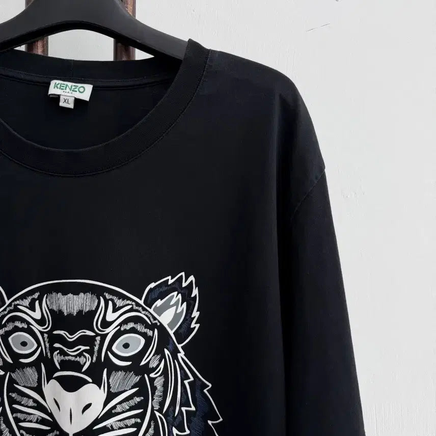 [BUNJANG] KENZO Black Tiger Embroidered T-shirt / 정품 KENZO 겐조 블랙 타이거 반팔 티셔츠
