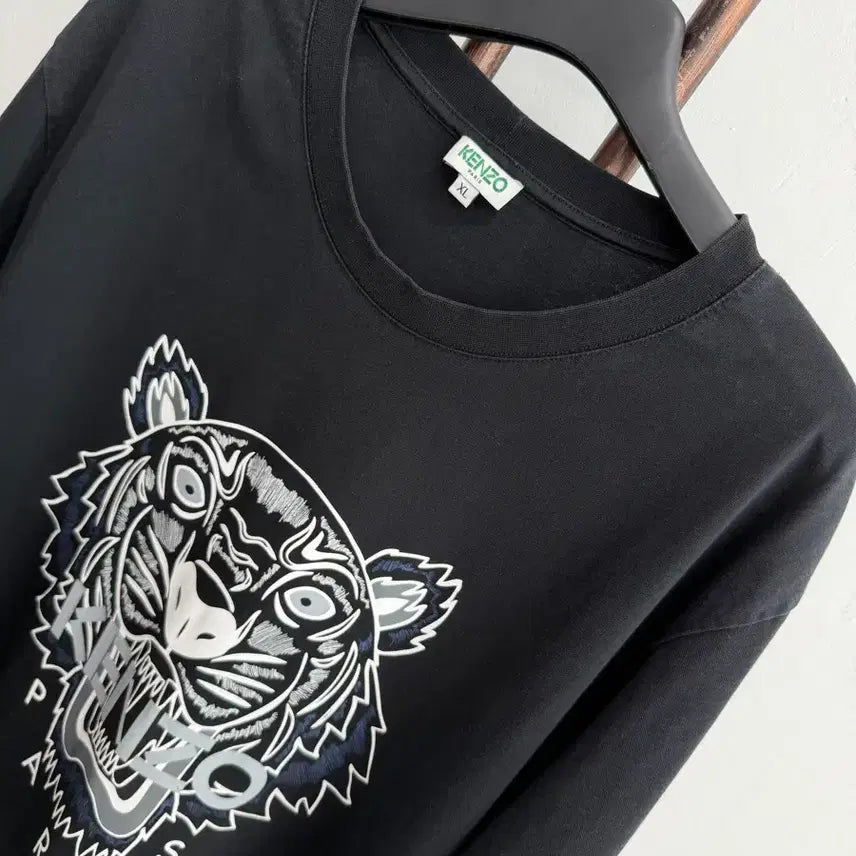 [BUNJANG] KENZO Black Tiger Embroidered T-shirt / 정품 KENZO 겐조 블랙 타이거 반팔 티셔츠