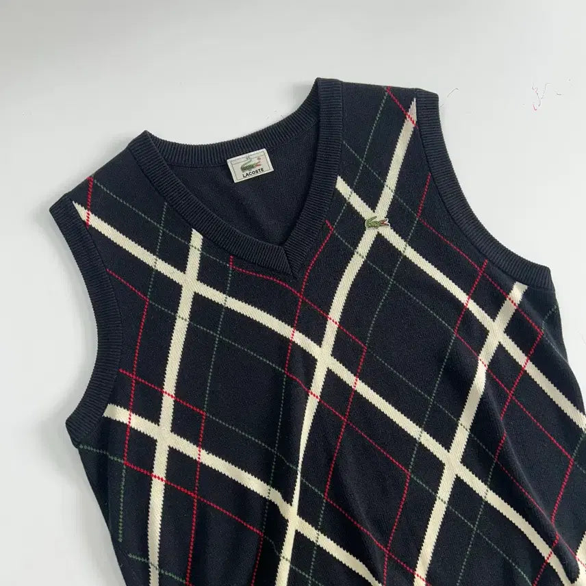 [SOLD OUT] Lacoste 라코스테 다크네이비 아가일 니트 베스트