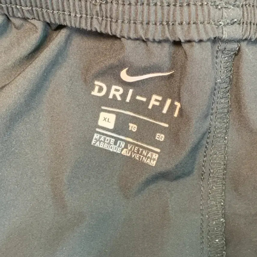 [BUNJANG] Nike Nylon Pants / [나이키] 나일론 팬츠