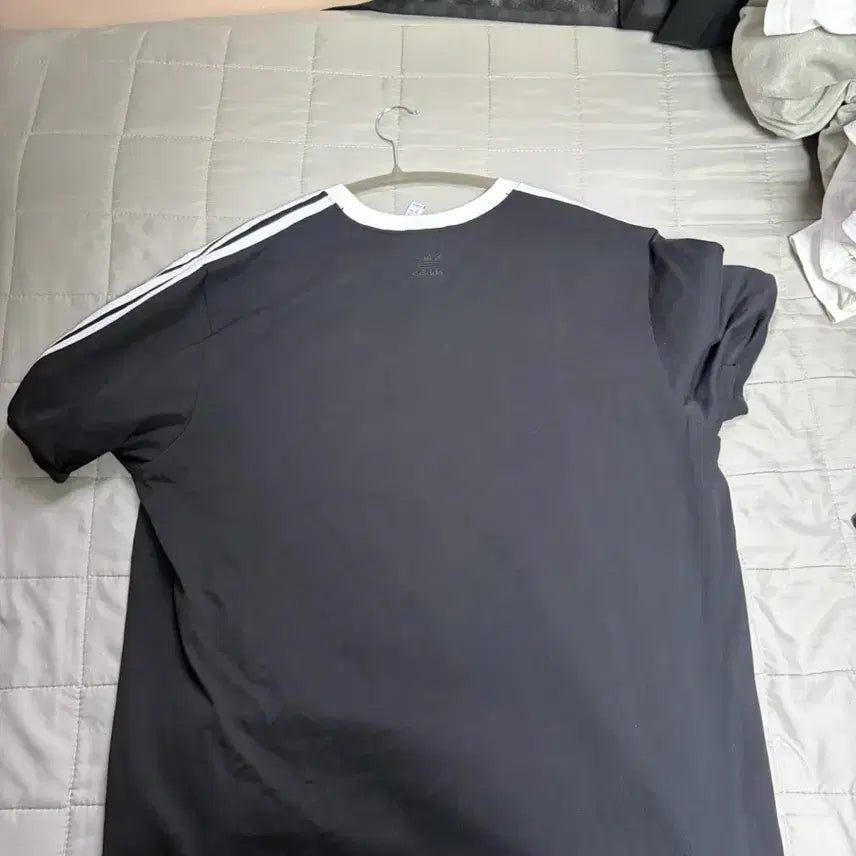 [BUNJANG] Adidas Short Sleeve T-shirt / 아디다스 반팔