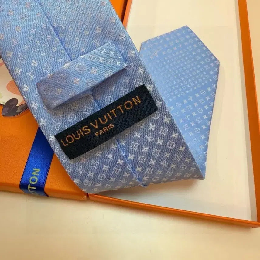 [BUNJANG] Louis Vuitton Tie / 루이비통 넥타이
