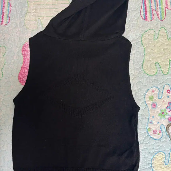 [SOLD OUT] 미스치프 니트조끼