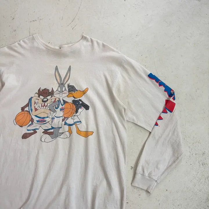 [SOLD OUT] 루니툰즈 스페이스 잼 오피셜 빈티지 롱슬리브 L