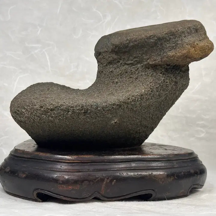 [BUNJANG] Natural Duck-Shaped Stone / 오리 모양 변화석 수석