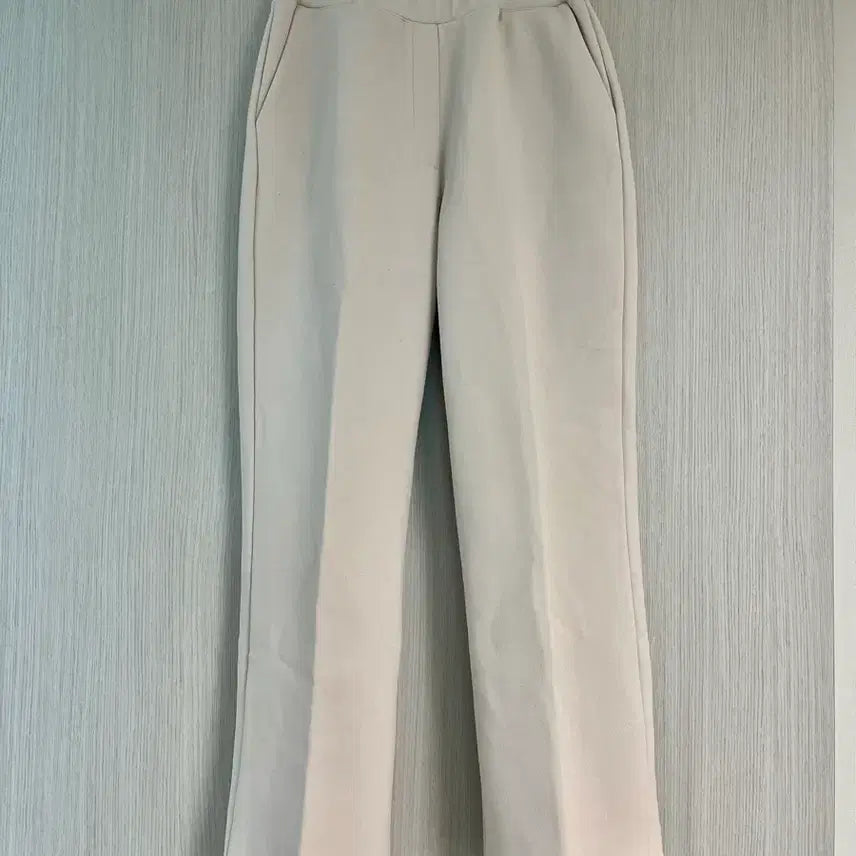 [BUNJANG] JJ JIGOTT Ivory Slacks / JJ지고트 아이보리 슬랙스 Free
