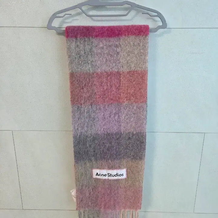 [BUNJANG] Acne Studios Mohair Check Scarf / 아크네스튜디오 모헤어 체크 머플러 아크네머플러 1회착용 판매(정품)