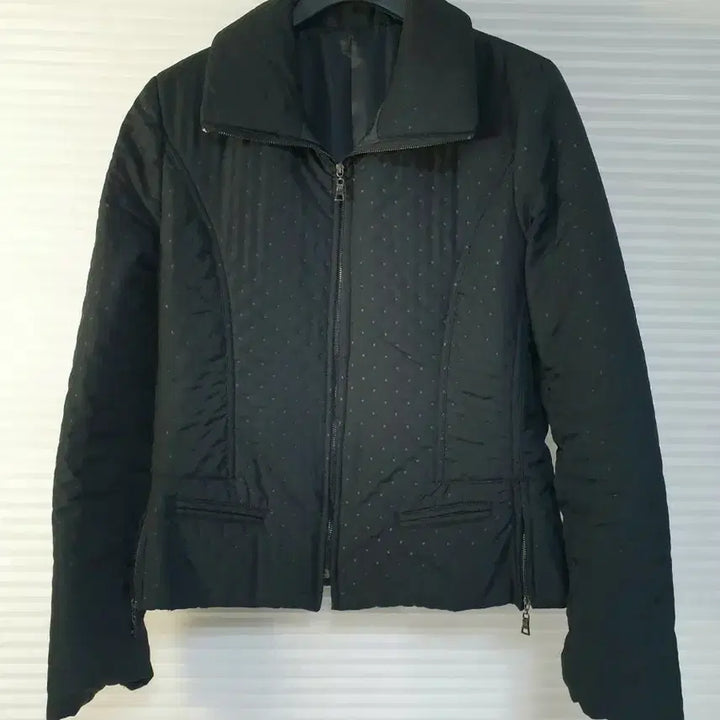 [BUNJANG] Lightweight Black Padded Jacket / (55) 가볍게 입기좋은 경량 패딩자켓