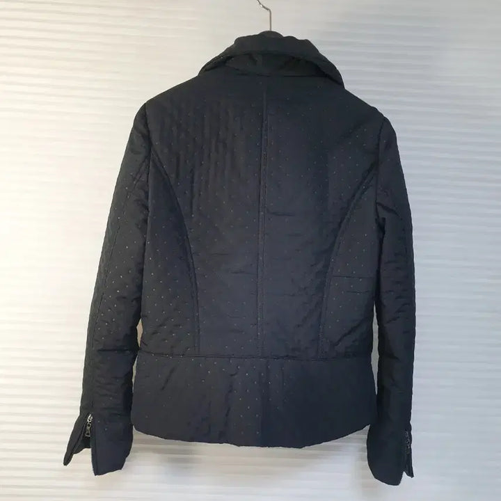 [BUNJANG] Lightweight Black Padded Jacket / (55) 가볍게 입기좋은 경량 패딩자켓