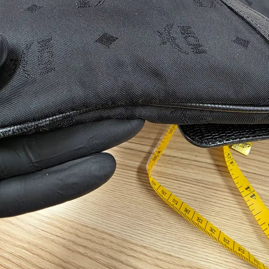 [BUNJANG] MCM Nylon Crossbody Bag Black / MCM 나일론 크로스백 블랙