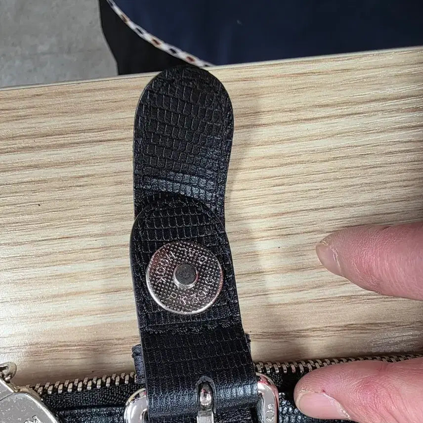 [BUNJANG] MCM Nylon Crossbody Bag Black / MCM 나일론 크로스백 블랙