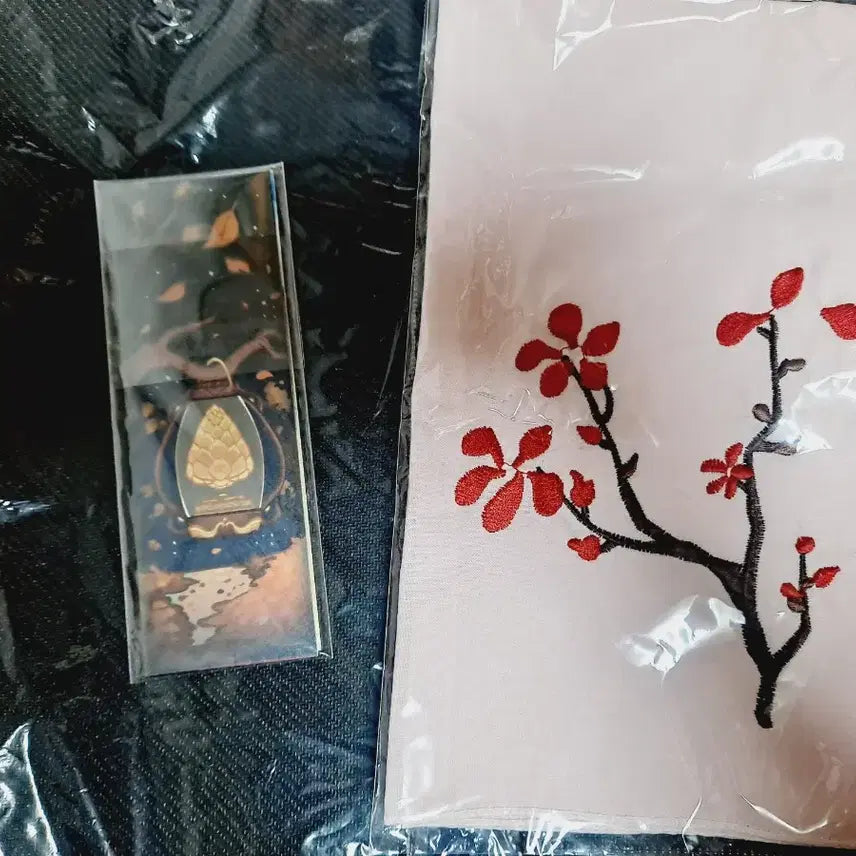 [BUNJANG] Pixel Lee Tteultip Misuban Set / 픽셀리 뜰팁 미수반 장패드+손수건+책갈피