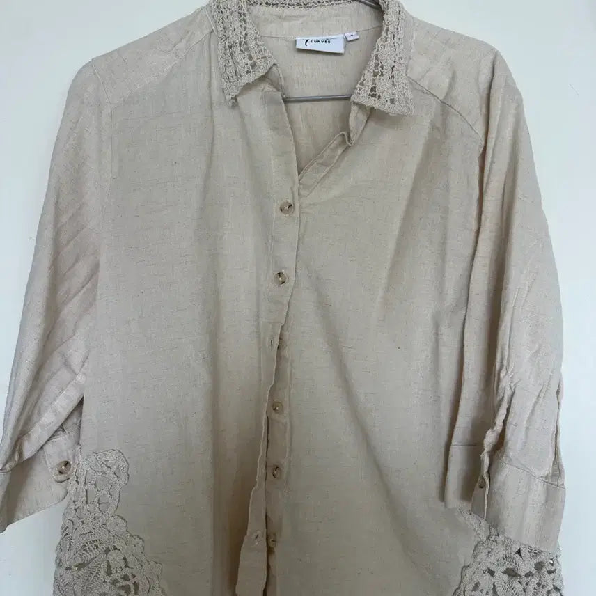 [BUNJANG] Curves Lace Blouse / 커브스 레이스 셔츠 블라우스