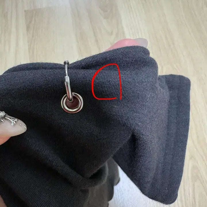 [BUNJANG] Ethosome Piercing Drape Short Sleeve Top (Black) / 에트오소메 피어싱 드레이프 숏 슬리브탑(블랙)