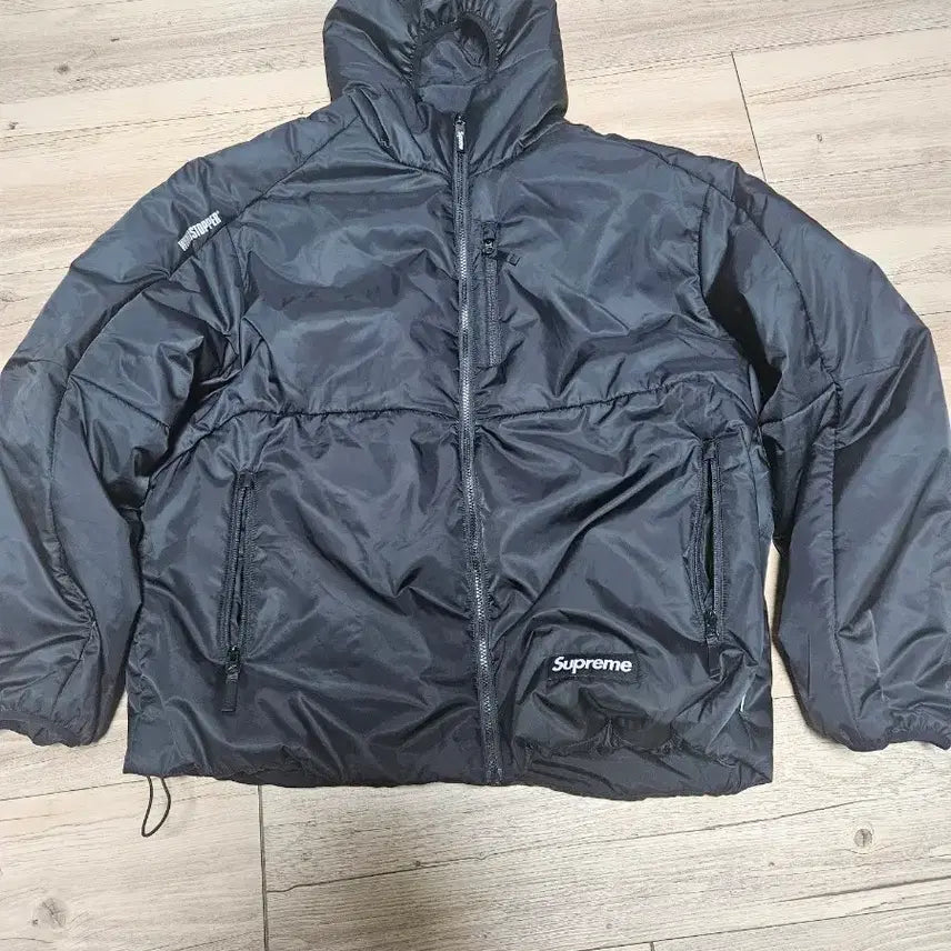 [BUNJANG] Supreme Windstopper Insulated Hooded Jacket Black XL / 슈프림 윈드스토퍼 인슐레이티드 후드 자켓 블랙 - 25SS xl 판매