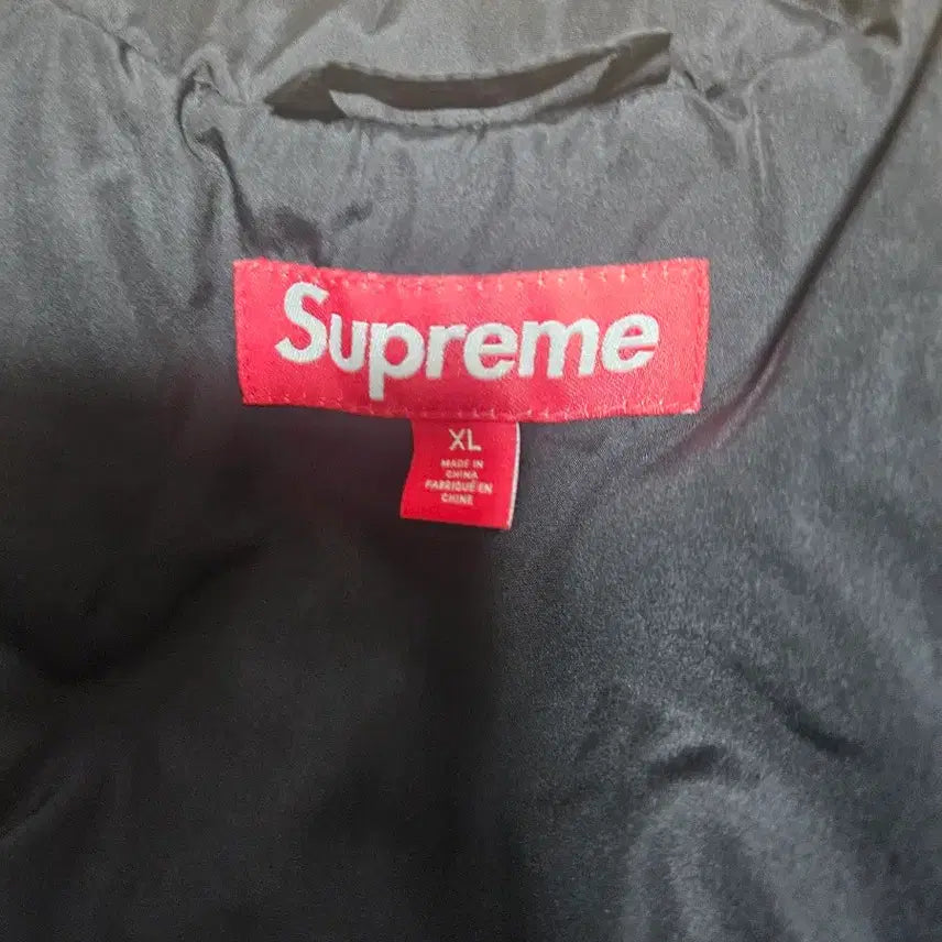 [BUNJANG] Supreme Windstopper Insulated Hooded Jacket Black XL / 슈프림 윈드스토퍼 인슐레이티드 후드 자켓 블랙 - 25SS xl 판매